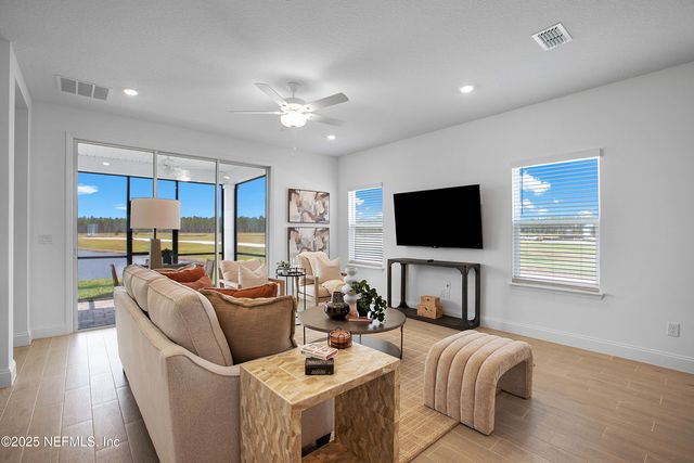 483 MURPHYS Drive, St. Johns, FL 32259