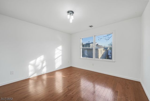 50 Albion Ave, Paterson City, NJ 07502