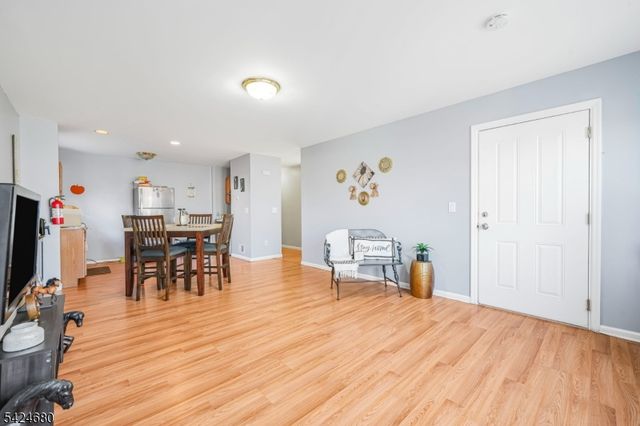 50 Albion Ave, Paterson City, NJ 07502