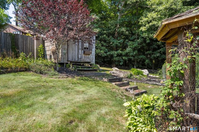 19 Hickory Drive, Ledyard, CT 06339