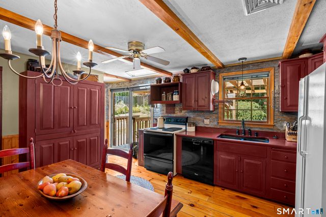 19 Hickory Drive, Ledyard, CT 06339