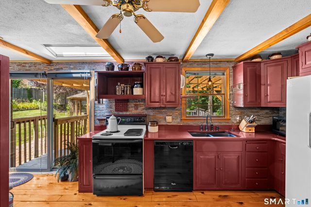 19 Hickory Drive, Ledyard, CT 06339