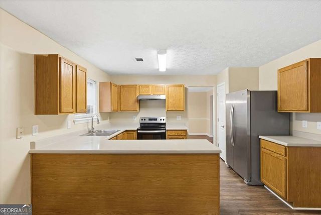 1905 Barnett West Court, Buford, GA 30518