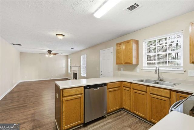 1905 Barnett West Court, Buford, GA 30518