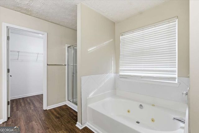 1905 Barnett West Court, Buford, GA 30518