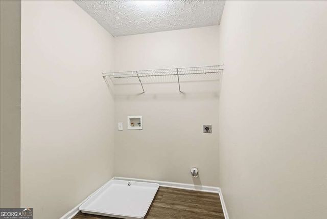 1905 Barnett West Court, Buford, GA 30518