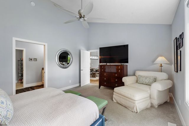 2213 Hunters Pond, Kalamazoo, MI 49048