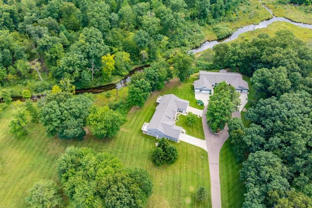 2213 Hunters Pond, Kalamazoo, MI 49048