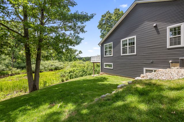 2213 Hunters Pond, Kalamazoo, MI 49048
