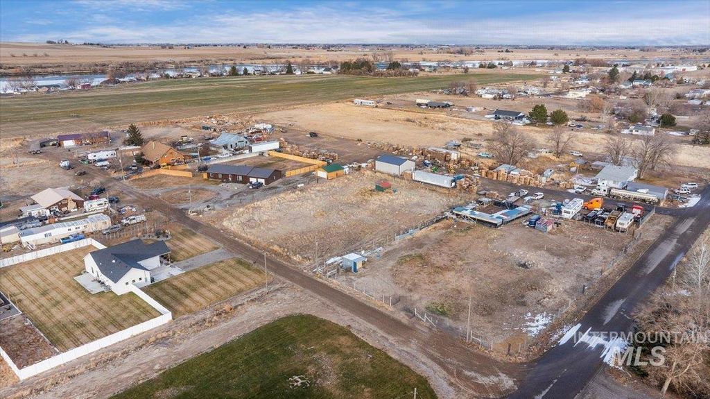 60 N 449 W, Burley, ID 83318 photo 2