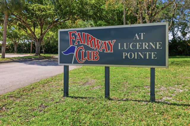 4725 E Lucerne Lakes Blvd Boulevard E 114, Lake Worth, FL 33467