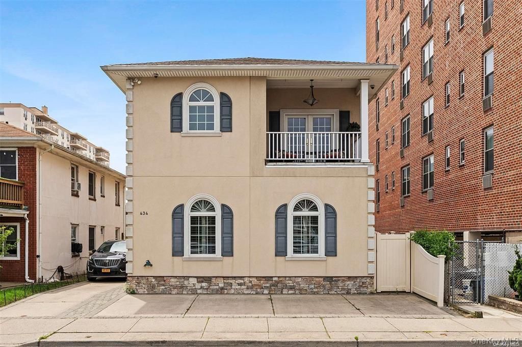 434 E Broadway A, Long Beach, NY 11561
