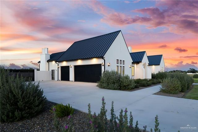 1215 E Chelsea Drive, Palmhurst, TX 78573