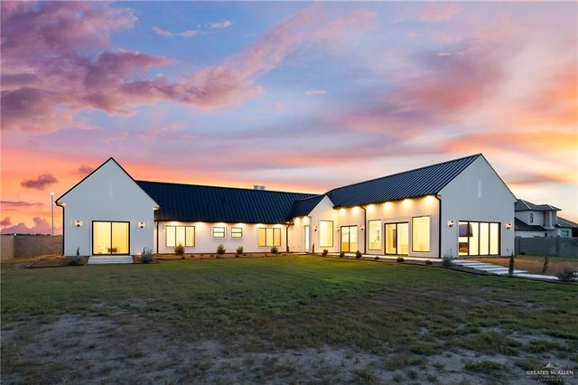 1215 E Chelsea Drive, Palmhurst, TX 78573