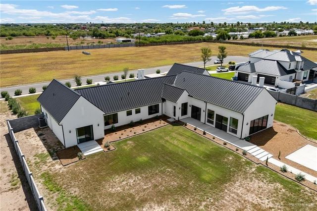 1215 E Chelsea Drive, Palmhurst, TX 78573