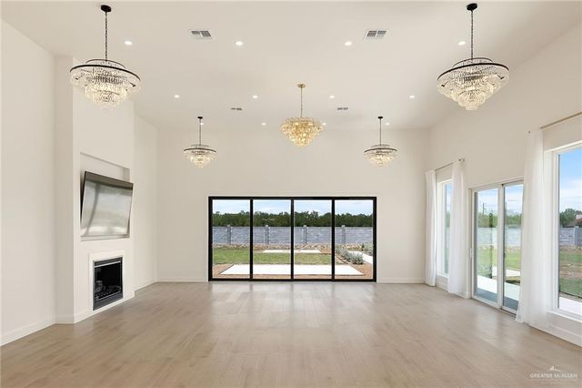 1215 E Chelsea Drive, Palmhurst, TX 78573