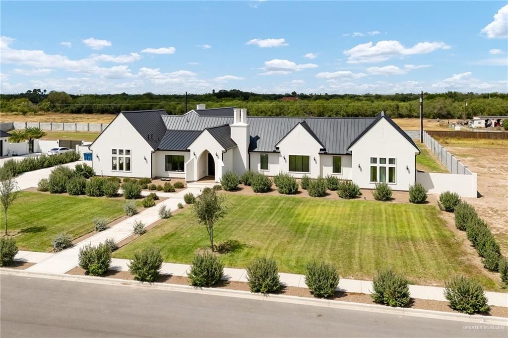 1215 E Chelsea Drive, Palmhurst, TX 78573