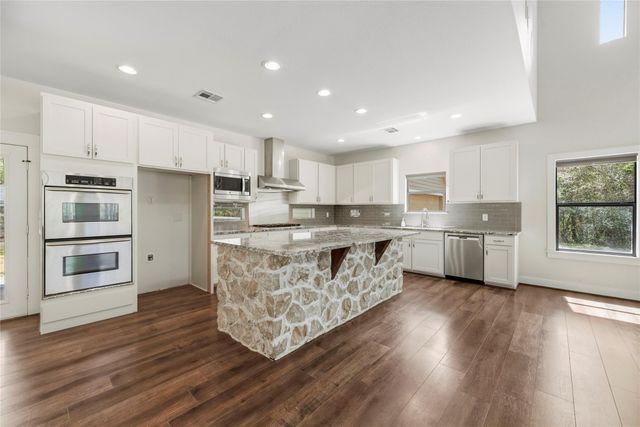 12062 Ike White Road, Conroe, TX 77303