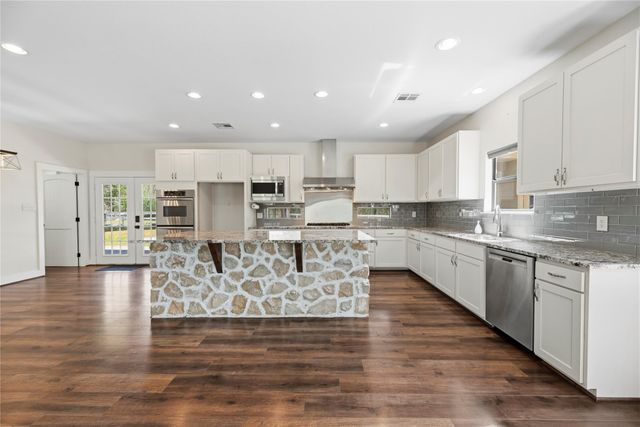 12062 Ike White Road, Conroe, TX 77303