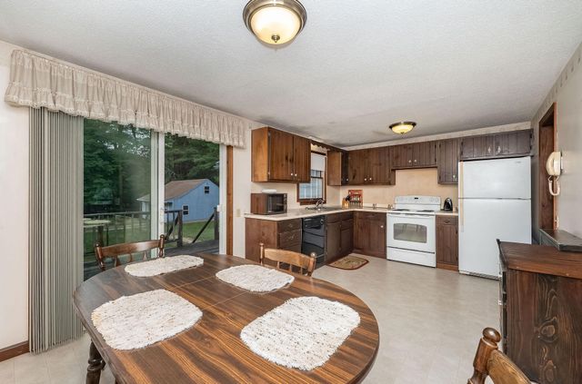 89 Oak Street, Rochester, NH 03839