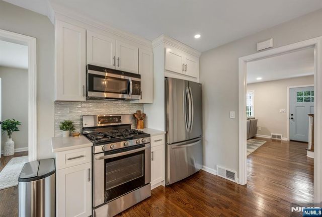 291 Midvale Street, Ridgewood, NJ 07450
