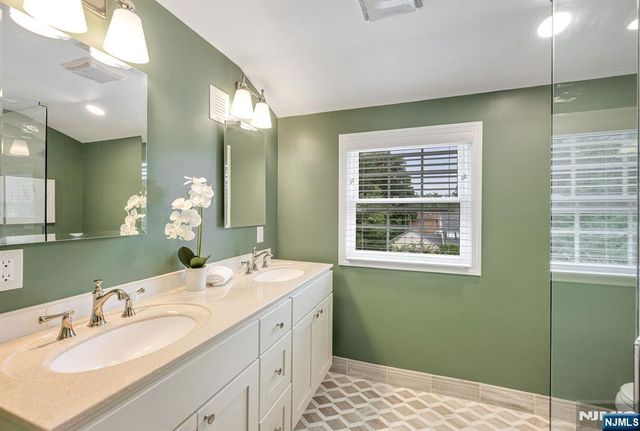 291 Midvale Street, Ridgewood, NJ 07450