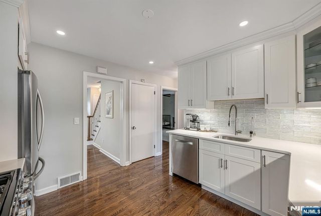 291 Midvale Street, Ridgewood, NJ 07450