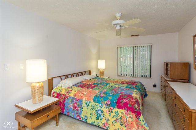 2203 Oak Run Place, Indianapolis, IN 46260