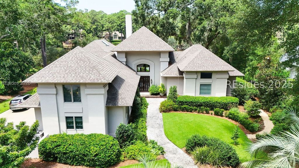 139 Victoria Dr, Hilton Head Island, SC 29926