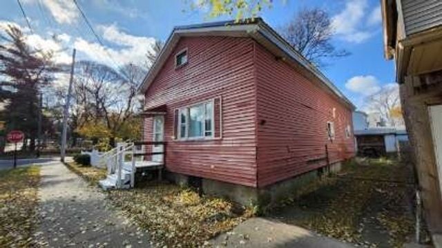 1822 WALNUT Street, Erie, PA 16502