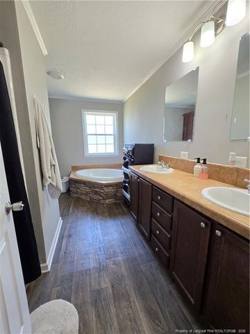 550 Thomas Drive, Raeford, NC 28376