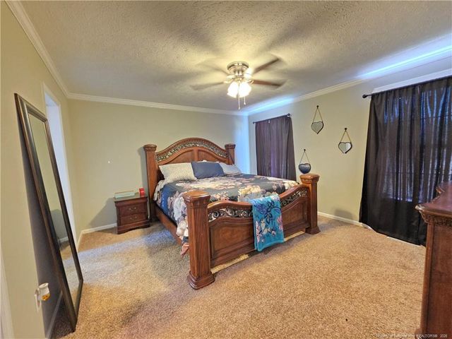 550 Thomas Drive, Raeford, NC 28376
