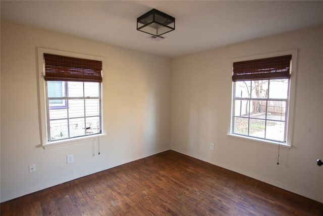 415 N Broad Street, Guthrie, OK 73044