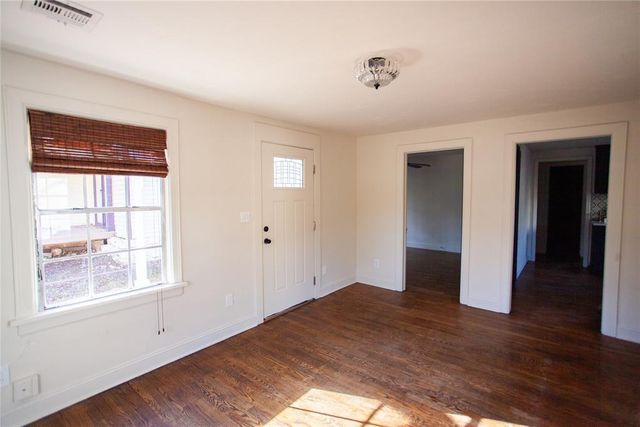 415 N Broad Street, Guthrie, OK 73044