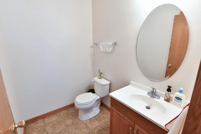 6112 115th AVENUE, Kenosha, WI 53142