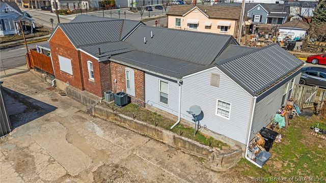 130 Mulberry Street, Madison, IN 47250