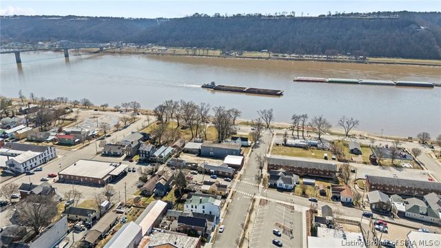 130 Mulberry Street, Madison, IN 47250