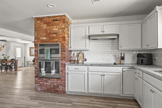 9778 State Highway 11, Whitewright, TX 75491