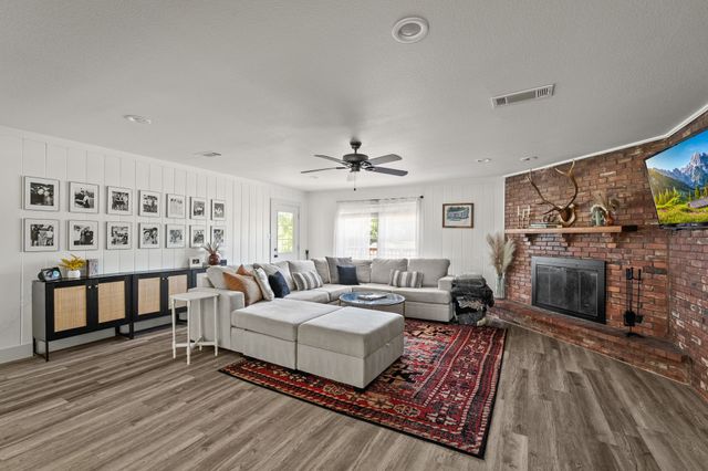 9778 State Highway 11, Whitewright, TX 75491