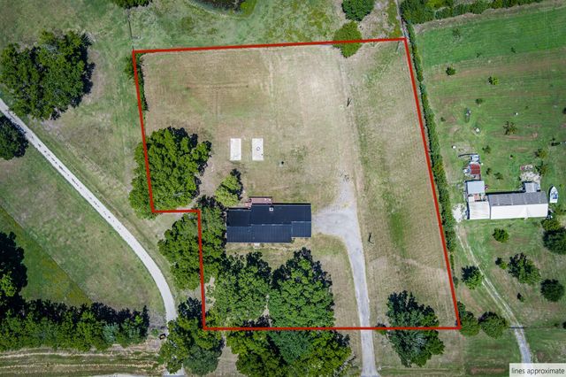 9778 State Highway 11, Whitewright, TX 75491