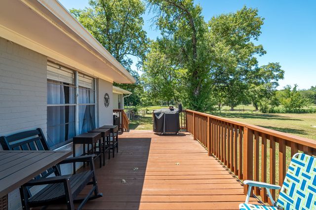 9778 State Highway 11, Whitewright, TX 75491