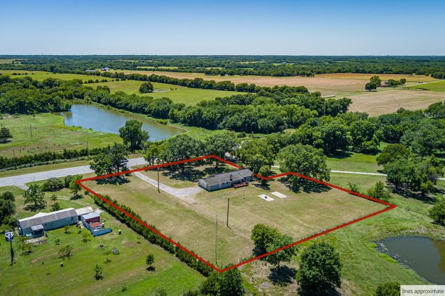 9778 State Highway 11, Whitewright, TX 75491