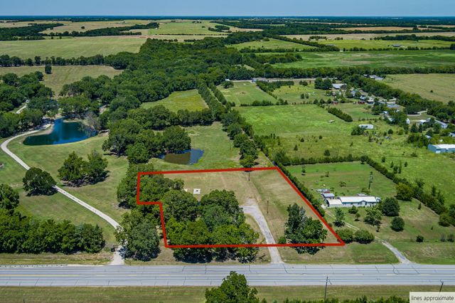 9778 State Highway 11, Whitewright, TX 75491