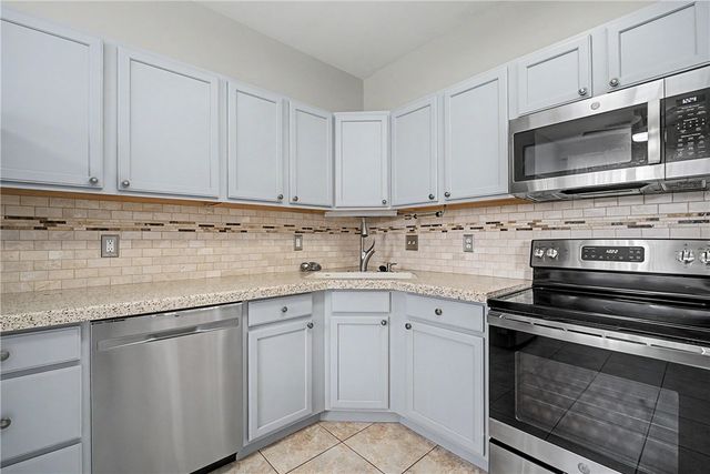 2714 Cedarbrook Way, Beavercreek, OH 45431