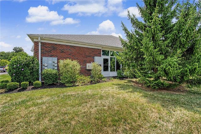 2714 Cedarbrook Way, Beavercreek, OH 45431