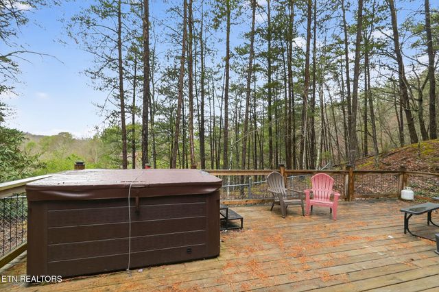 1209 Honeysuckle Lane, Sevierville, TN 37876