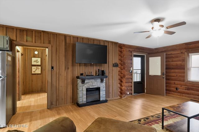 1209 Honeysuckle Lane, Sevierville, TN 37876