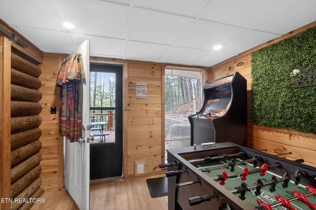 1209 Honeysuckle Lane, Sevierville, TN 37876