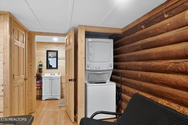 1209 Honeysuckle Lane, Sevierville, TN 37876