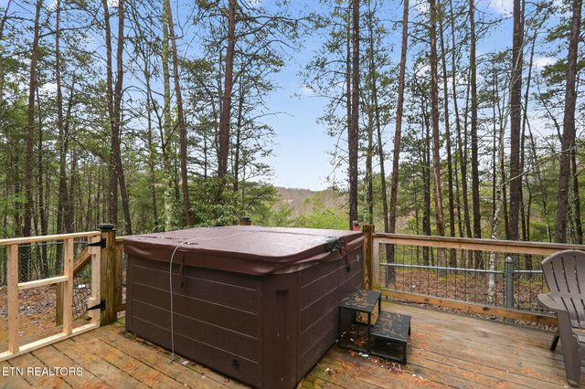 1209 Honeysuckle Lane, Sevierville, TN 37876